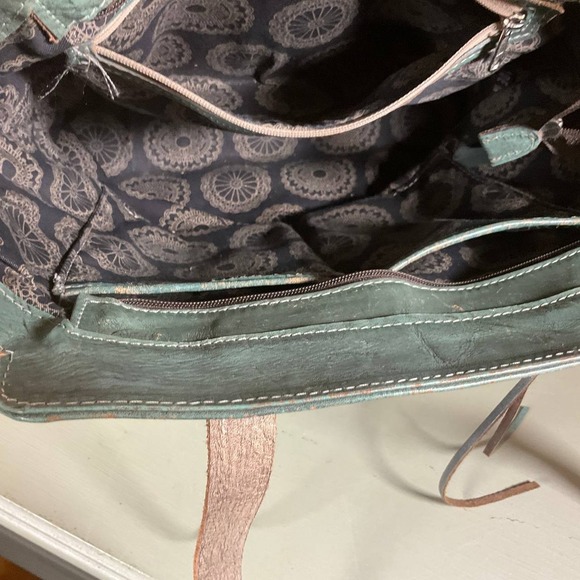 American West Navajo Soul Zip-Top Tote Bag Green Leather Tooled Studded Aztec - Picture 9 of 9